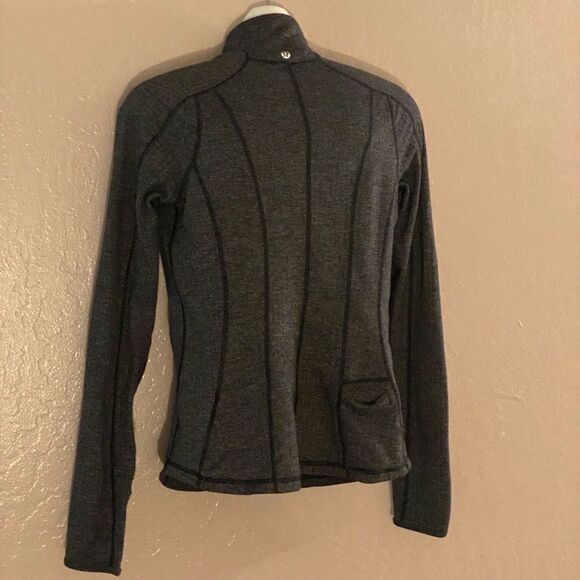 Lululemon Women’s Quarter Zip Black and Gray Sz S - Picture 4 of 4